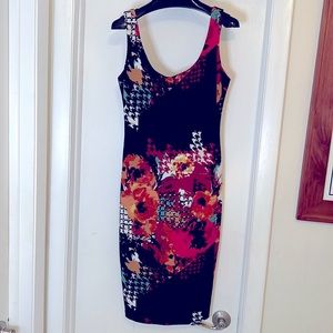 Rubber ducky form fitting dress sz M.